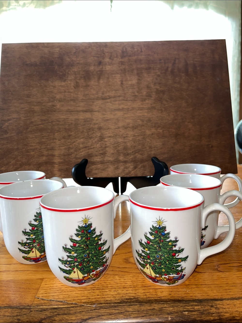 Cuthbertson “American Christmas Tree” Set of 6 ceramic mugs